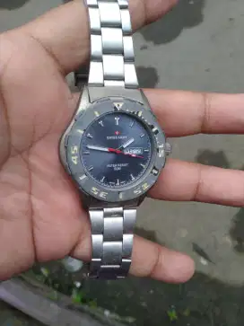 Jam tangan pria