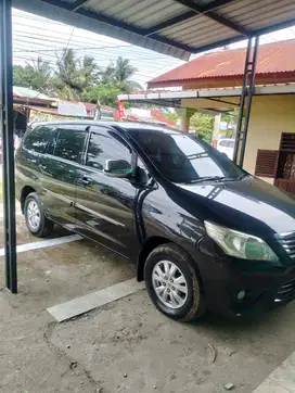 Dijual Toyata Kijang Innova G Bensin AT Tahun 2013