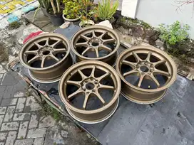 Jual Velg Ring 15 Volk Rays CE28 R15 Lebar 6.5 ET 35 4x100 / 4x114