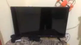 TV LCD 32inci Panasonic