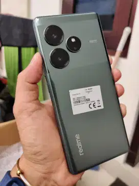 Dijual Realme GT6 5G 12/256GB Fullset Istimewa