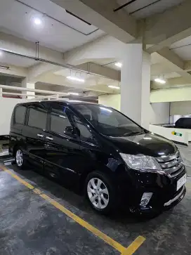 Nissan Serena HWS 2013