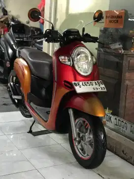 HONDA SCOOPY TAHUN 2019 PAJAK HIDUP SURAT LENGKAP /BALI DHARMA MOTOR