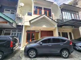 DIJUAL RUMAH 2LT SIAP HUNI LOKASI TENGAH KOTA JL. SETIA BUDI - PEKANBA