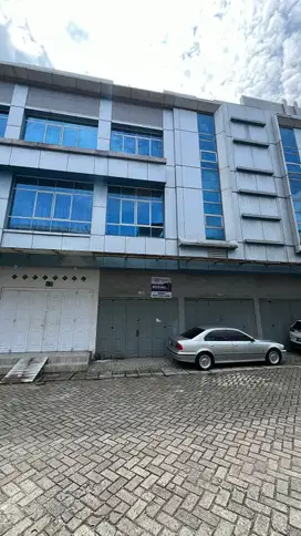 Dijual Ruko Komplek CBD Polonia Blok G Kondisi Kosong