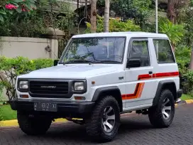 TAFT GT 4X2 1995 PUTIH