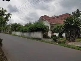 Villa Kebun Stroberi di Pasir Muncang, Mega Mendung