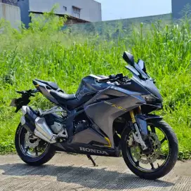 HONDA CBR 250RR ABS GREY 2017 MULUS, SIAP GASS‼️