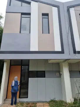 Disewakan Rumah Cluster Rotterdam Jababeka