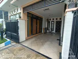 1410. Dijual Rumah Pondok Jati Sidoarjo