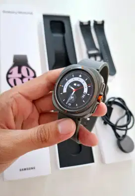 Samsung Galaxy Watch 6 Black bonus Case Watch Ultra dan Strap