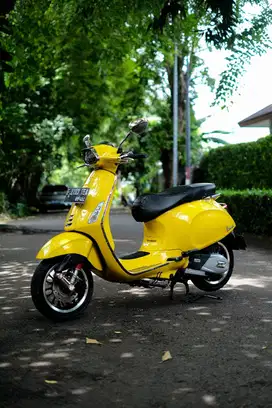 PIAGGIO VESPA MATIC SPRINT 150 IGET FACELIFT 2019 BISA KREDIT