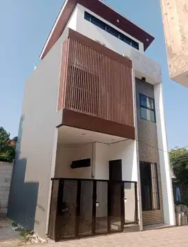 Townhouse utan kayu Matraman jakarta timur