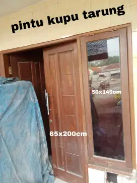 Bongkaran set pintu kupu tarung kusen dan jendela kayu kamper