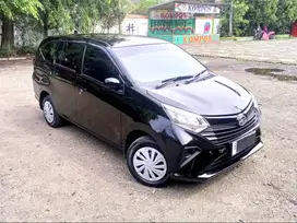 Daihatsu Sigra 1.0 M MT Manual 2024 2023 r x deluxe hitam seperti baru