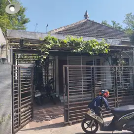 Rumah di Tengah Kota Solo