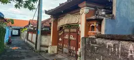 RUMAH DAERAH BIAUNG KESIMAN DENPASAR TIMUR