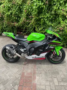 Kawasaki zx10r tahun 2021