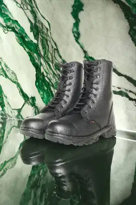 Jual Sepatu Boots Safety Pria PDL Balikpapan