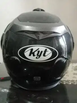 Helm KYT Enduro fmvss no. 218