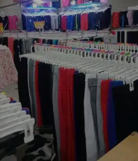 Di butuhkan pegawai wanita untuk toko baju & online shop