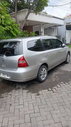 Nissan Grand livina 2012 Bensin