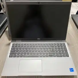 Dell Latitude 5520 i5 Gen 11TH 16GB/256GB  VR2/NK