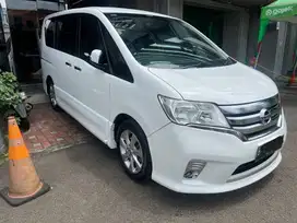 (CASH) Nissan Serena 2014 - HWS 2.0 AT - Putih (SANGAT TERAWAT)