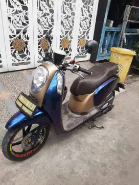 Honda Scoopy 2014 Fi ss lengkap mesin bagus plat B DKI, stater tokcer