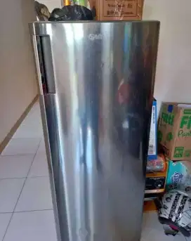 freezer LG 6rak super beku masih normal banget