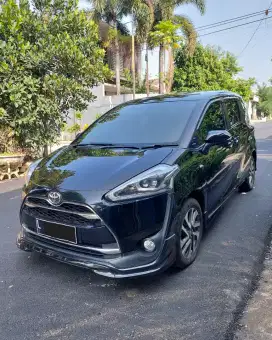 KM42Rb Sienta Q CVT 2019