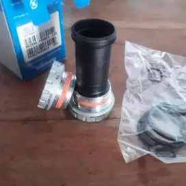 Belum pernah dipakai BB Shimano