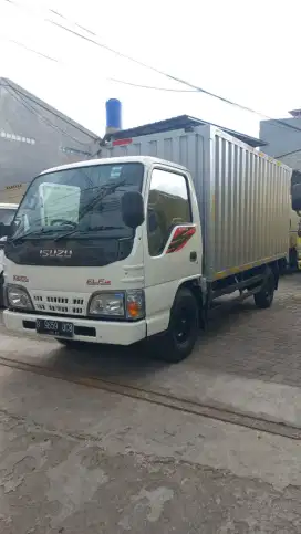 ISUZU ELF 100PS engkel long Box 2015