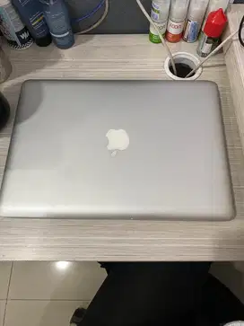 Dijual Macbook Pro 13