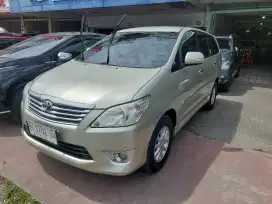 Toyota Innova V diesel manual 2012