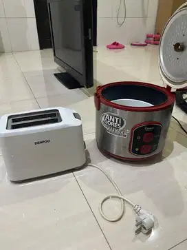 Dijual Rice cooker dan pemanggang roti Kondisi bagus 1 set