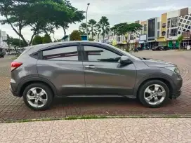 Honda HRV E 1.5 Automatic tahun2016