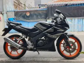 honda cbr old 150 hitam 2009 mulus orisinil