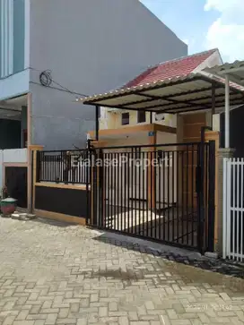 Dijual rumah kalijudan gang kusuma