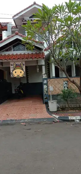 Rumah Di Pesona Khayangan Margonda