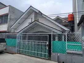 Di Jual Rumah 2 Lantai Lokasi Strategis di Jelambar Baru Jakarta Barat