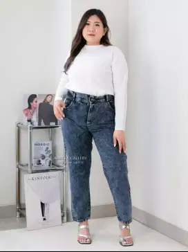 Celana jeans wanita jumbo