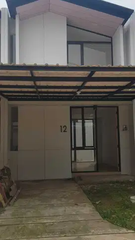 Di Sewakan Rumah Cendana Parc Lippo Karawaci  2unit AC  Kanopi Carport