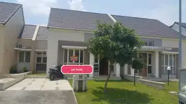 Disewakan Rumah Cluster Bayu Lt. 136 SUvarna Sutera Cikupa Tangerang