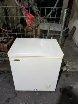 dijual freezer box