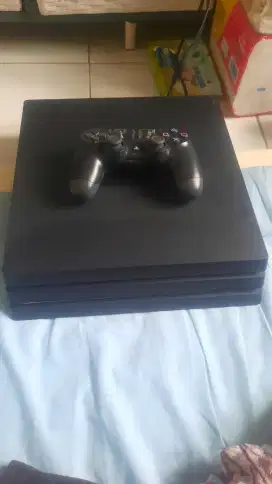 PS4 pro seri 72 Clone