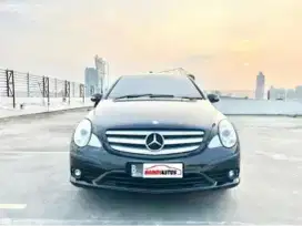 Mercedes Benz R280 Tahun 2009 Automatic Hitam Metalik