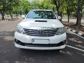 Toyota Fortuner G VNT 2014 diesel