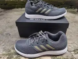 SEPATU ADIDAS RUNNING HELLEION Z