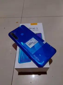 Realme 5 3/64 lengkap full ori muluss